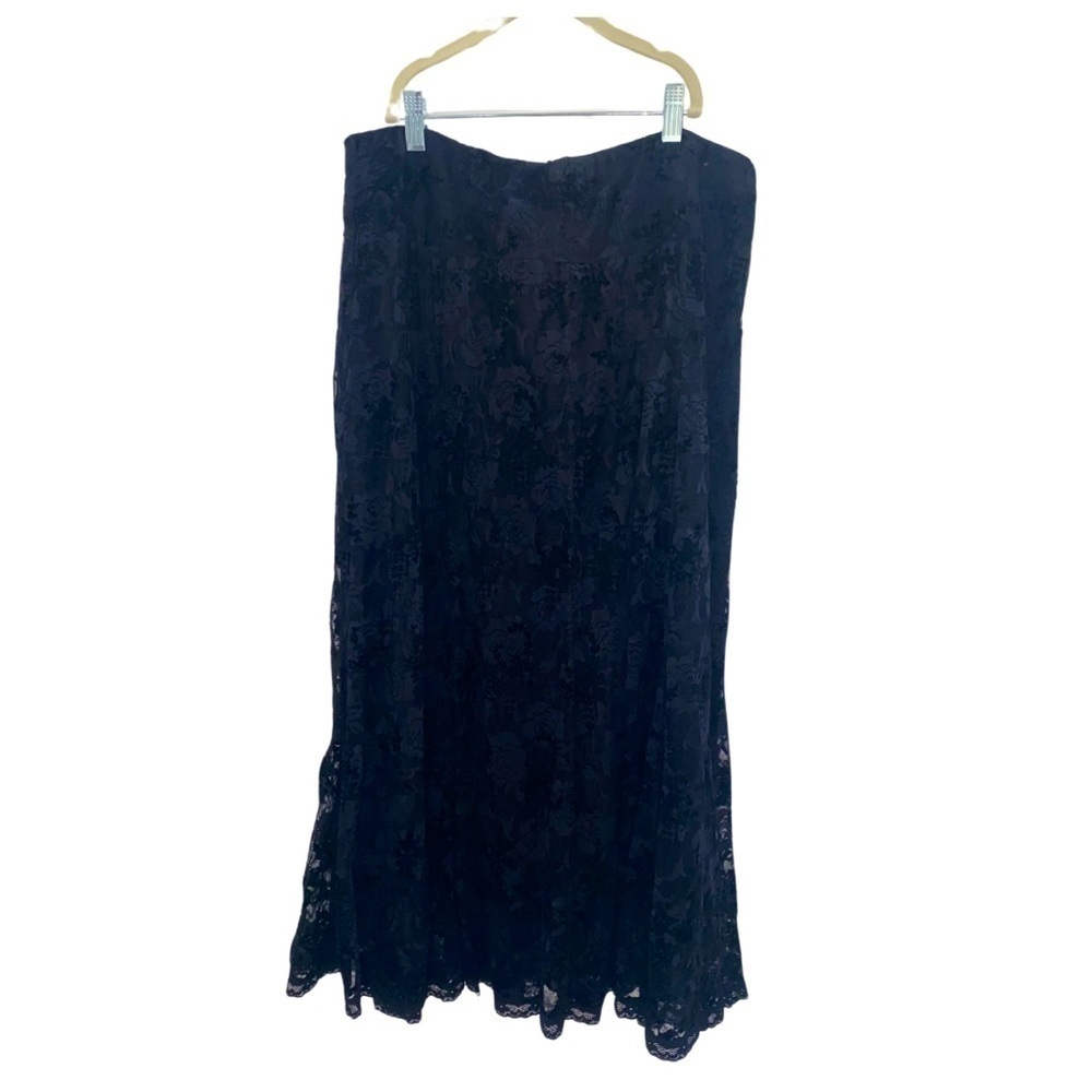 Requirements black stretch lace maxi skirt in size L